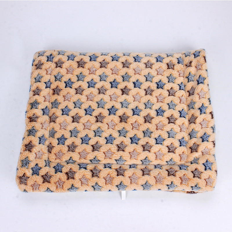 Padded pet cat and dog mat blanket for dogs