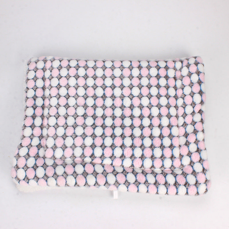 Padded pet cat and dog mat blanket for dogs