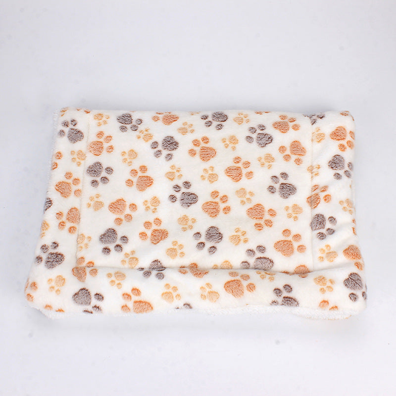 Padded pet cat and dog mat blanket for dogs