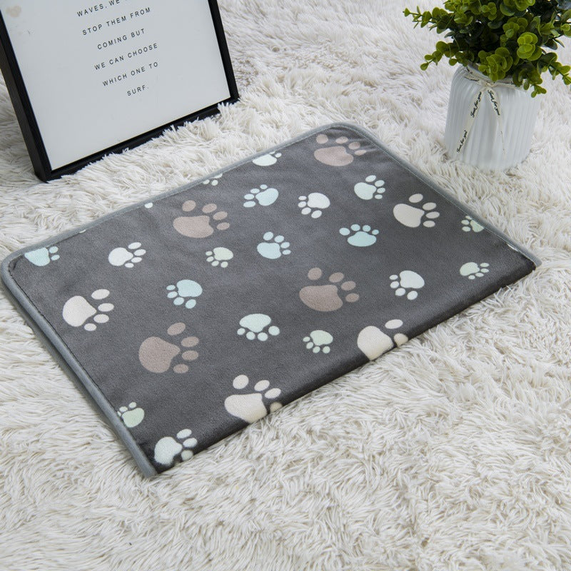 Wholesale pet blanket four seasons universal blanket warm flannel paw print blanket cat dog blanket dog seat cushion
