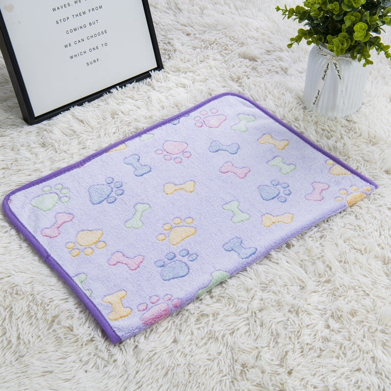 Wholesale pet blanket four seasons universal blanket warm flannel paw print blanket cat dog blanket dog seat cushion