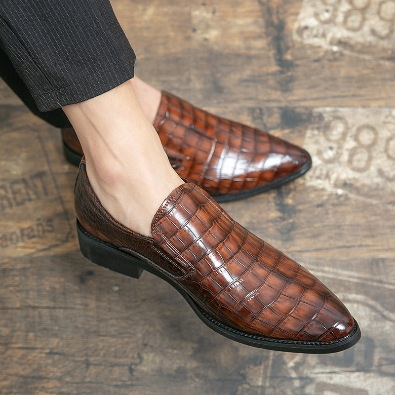 Amazon men's leather shoes retro British style European and American men's nightclub pointed leather shoes men's toe leather shoes