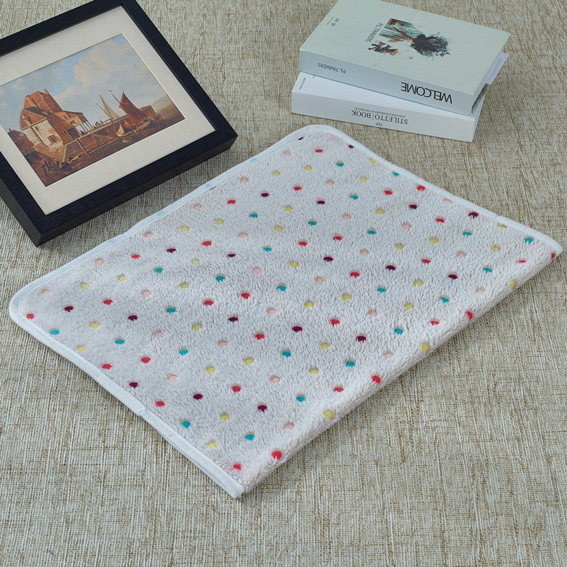 Wholesale pet blanket four seasons universal blanket warm flannel paw print blanket cat dog blanket dog seat cushion