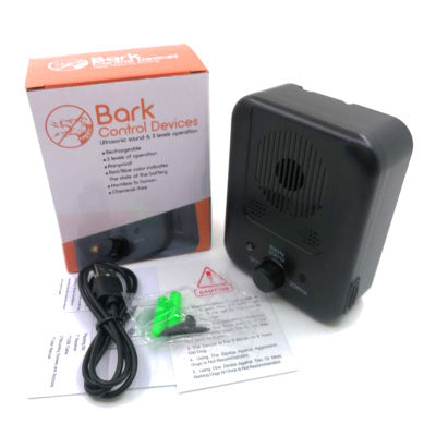 Amazon Hot Selling Pet Supplies Ultrasonic Dog Repeller Handheld Bark Stopper Rechargeable Bark Stopper Dog Repeller Artifact