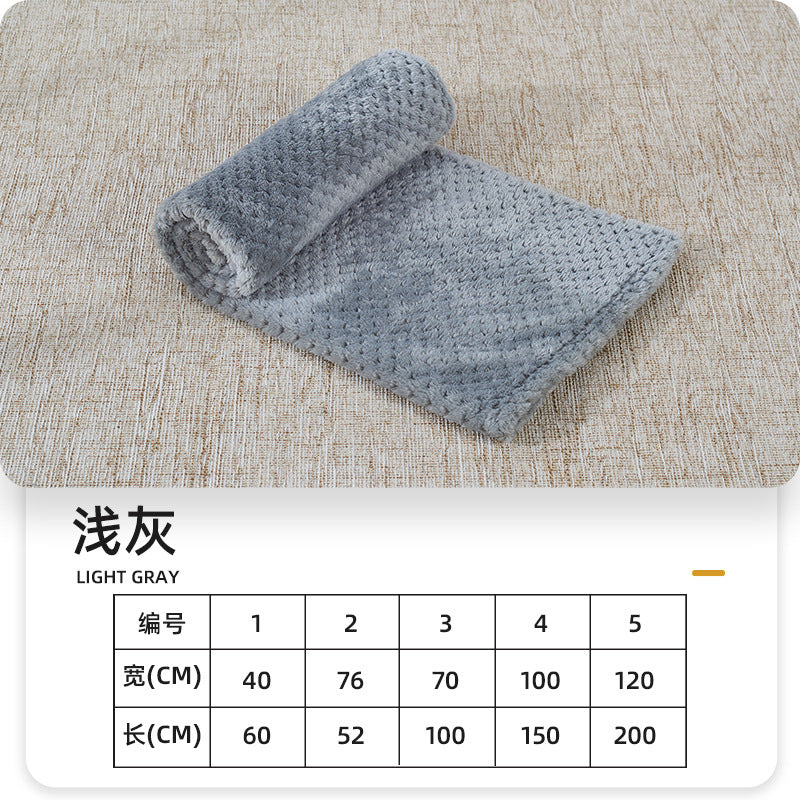 Wholesale pet blanket four seasons universal blanket warm flannel paw print blanket cat dog blanket dog seat cushion