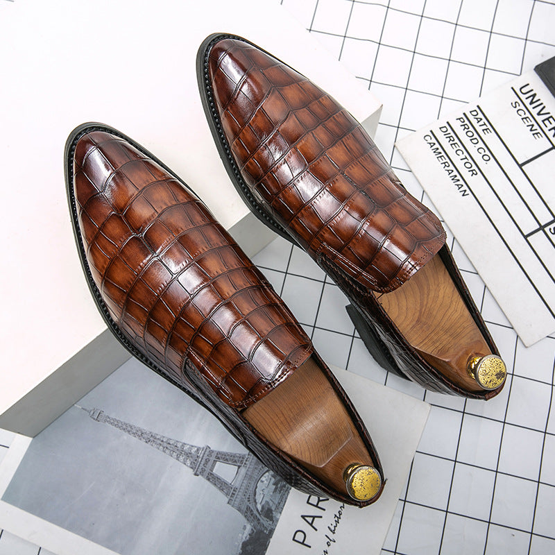 Amazon men's leather shoes retro British style European and American men's nightclub pointed leather shoes men's toe leather shoes