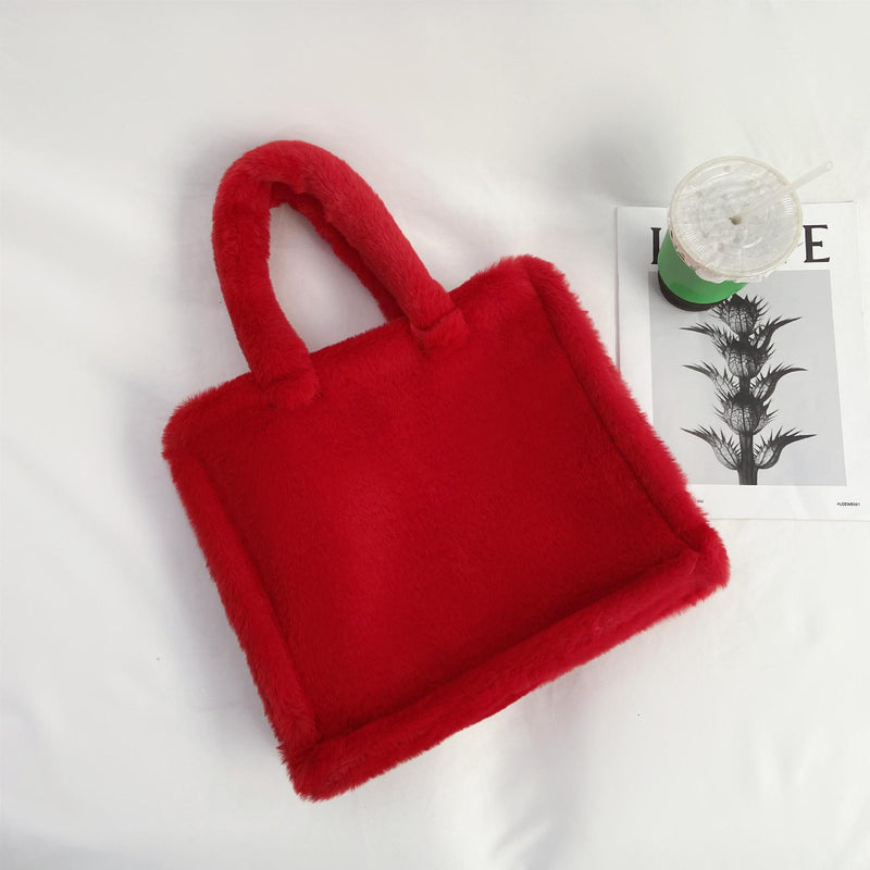2021 winter bag new fashion hand-carrying plush bag casual one-shoulder hand-held oblique cross armpit hairy women's bag
